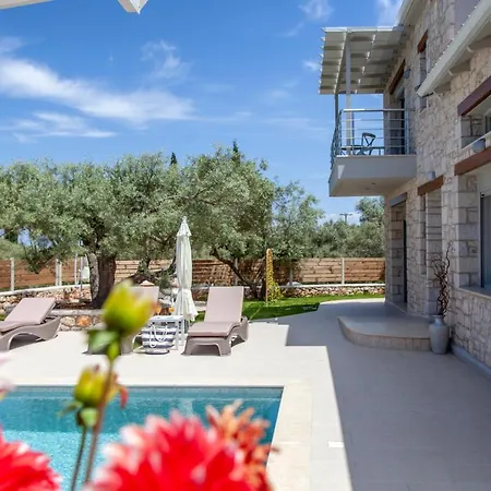 Jk View Villas 别墅 Tsoukaládhes