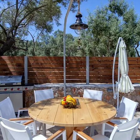 Jk View Villas Tsoukaládhes
